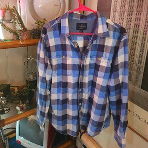 Super soft American Eagle blue plaid flannel, LG